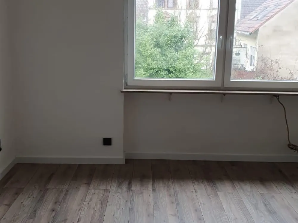 Modernes Wohnen: Frisches 30 m² Apartment in 66115 Saarbrücken
