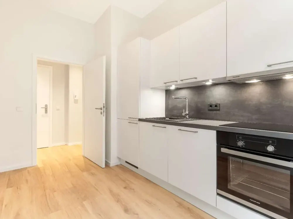 Sanierte Single-Wohnung mit Einbauküche und Garten sucht Nachmieter!