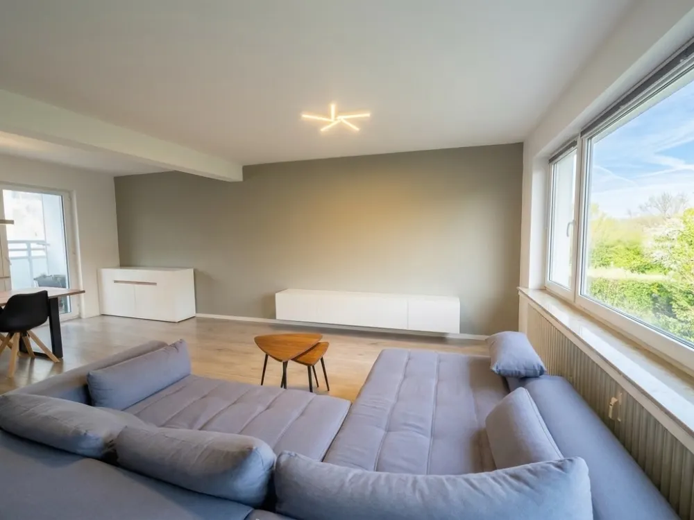 WG-Zimmer im Kreuzviertel - Balkon und Aufzug, Einbauküche, gute Anbindung