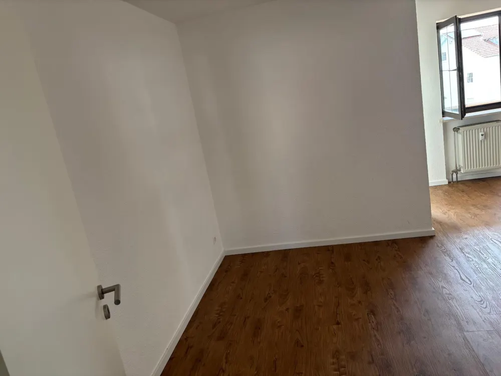 Renovated 2-Room Apartment | Balcony | Cellar | Parking Space