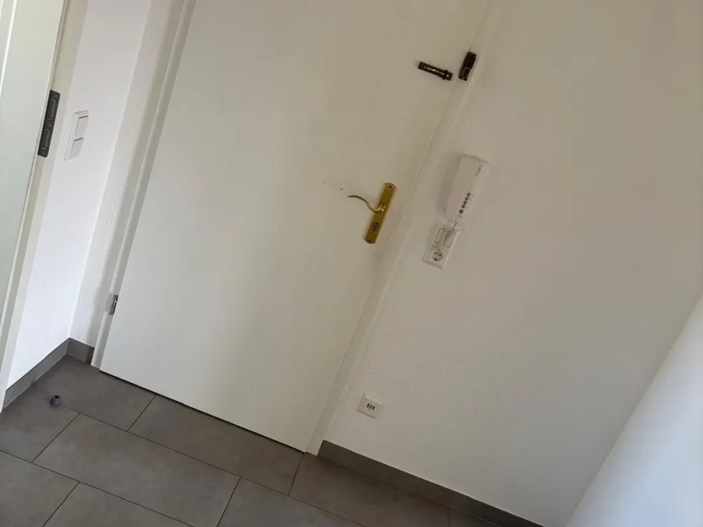 Renovated 2-Room Apartment | Balcony | Cellar | Parking Space