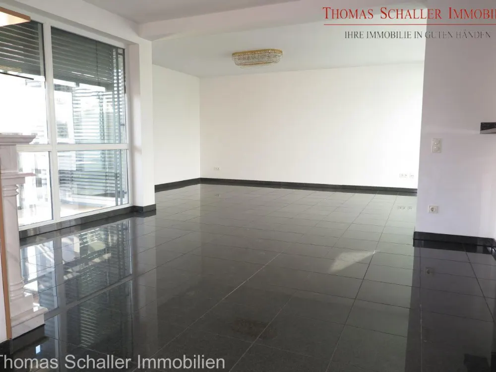 Exklusives Penthouse mit 240 m² - in bester Lage