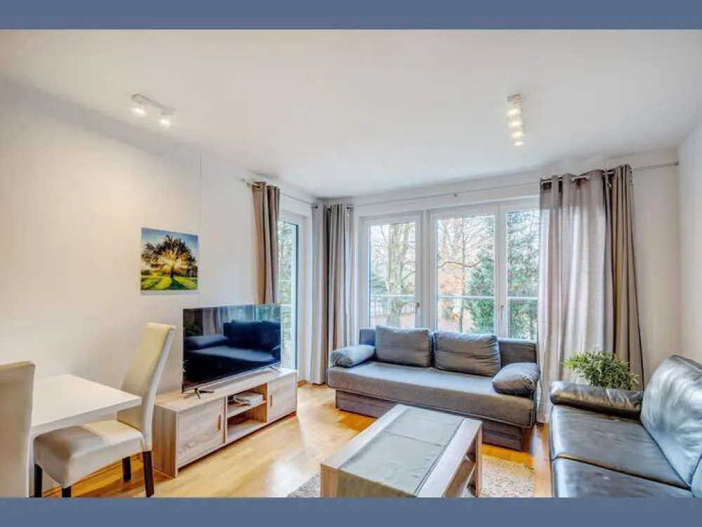 Möbliert: Moderne 2-Zimmer Wohnung mit Loggia