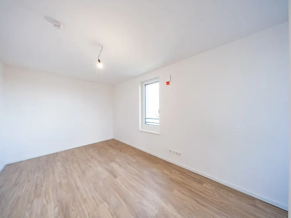 Helle 2-Zimmer-Wohnung mit Balkon, barrierefreie Objektgestaltung - provisionsfrei