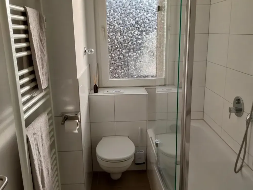 Exklusiv eingerichtete 3-Zimmer Wohnung in Bestlage
