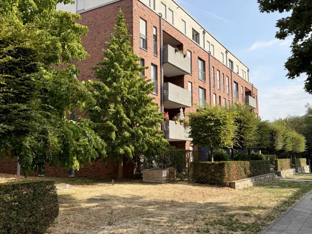 Helle, großzügige 4-Zimmer-Wohnung am Wildpark in Düsseldorf-Gerresheim