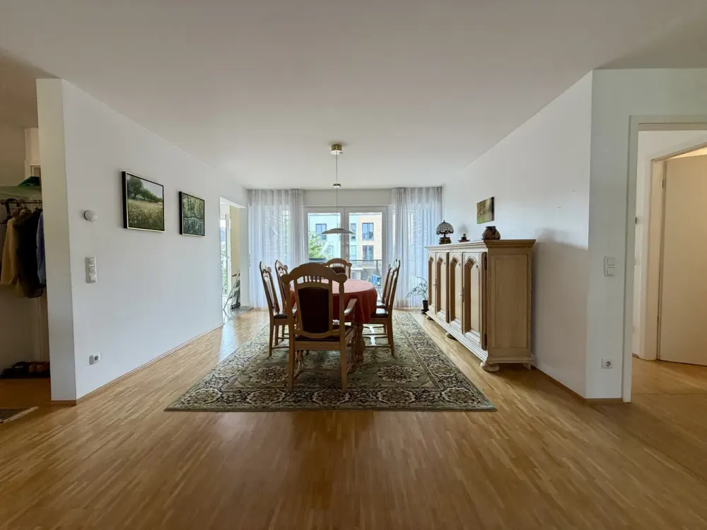 Helle, großzügige 4-Zimmer-Wohnung am Wildpark in Düsseldorf-Gerresheim