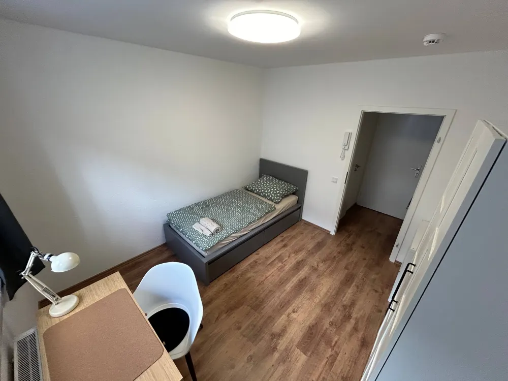 Kleines voll möbliertes Single-Apartment in Bilk (WHG09)