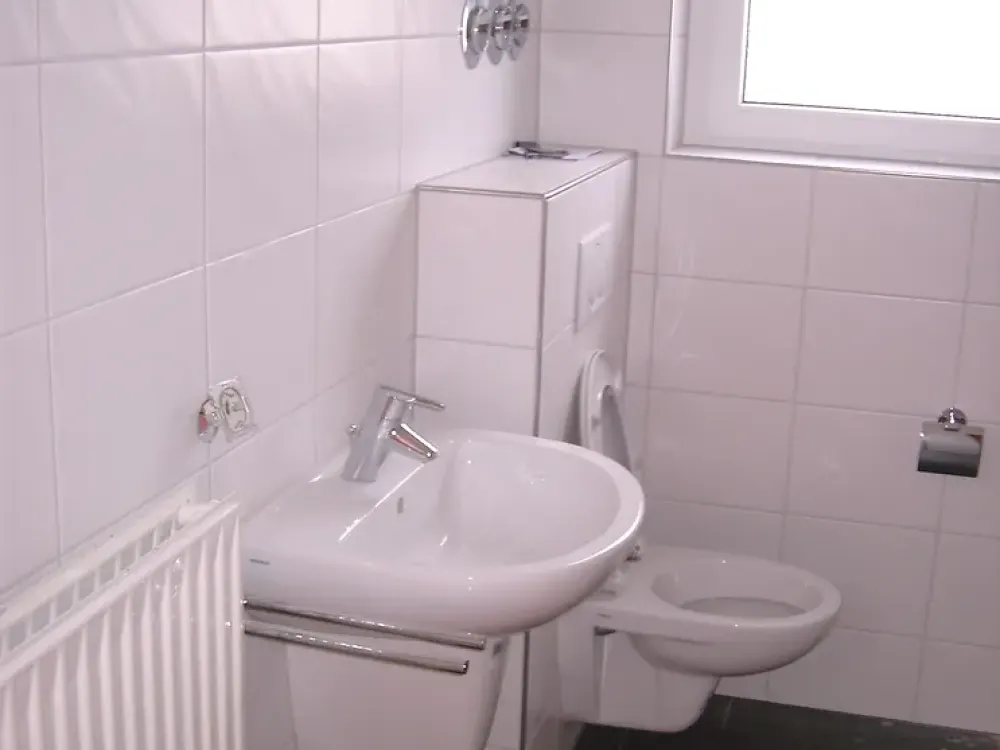 Cozy 2-Room Penthouse Apartment with Great Views in Stutensee-Blankenloch