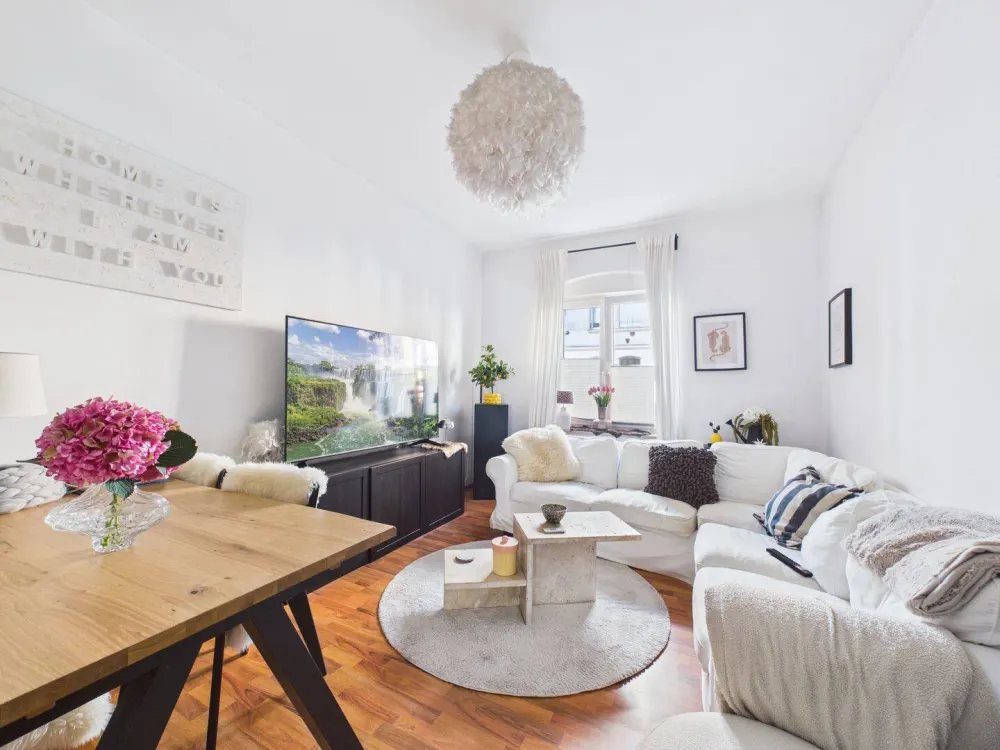 Sanierte 3 Zimmer Wohnung auf 73m² in Nürnberg mit Bad neu, EBK ohne Ablöse uvm.!