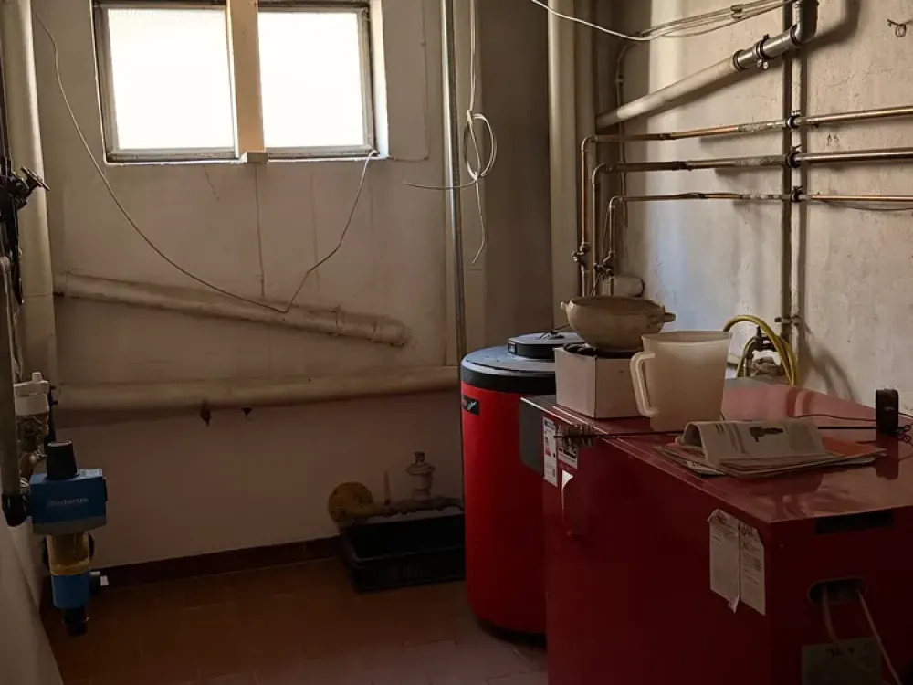 Frisch renovierte 4-Zimmer Wohnung mit schönem Garten und Balkon