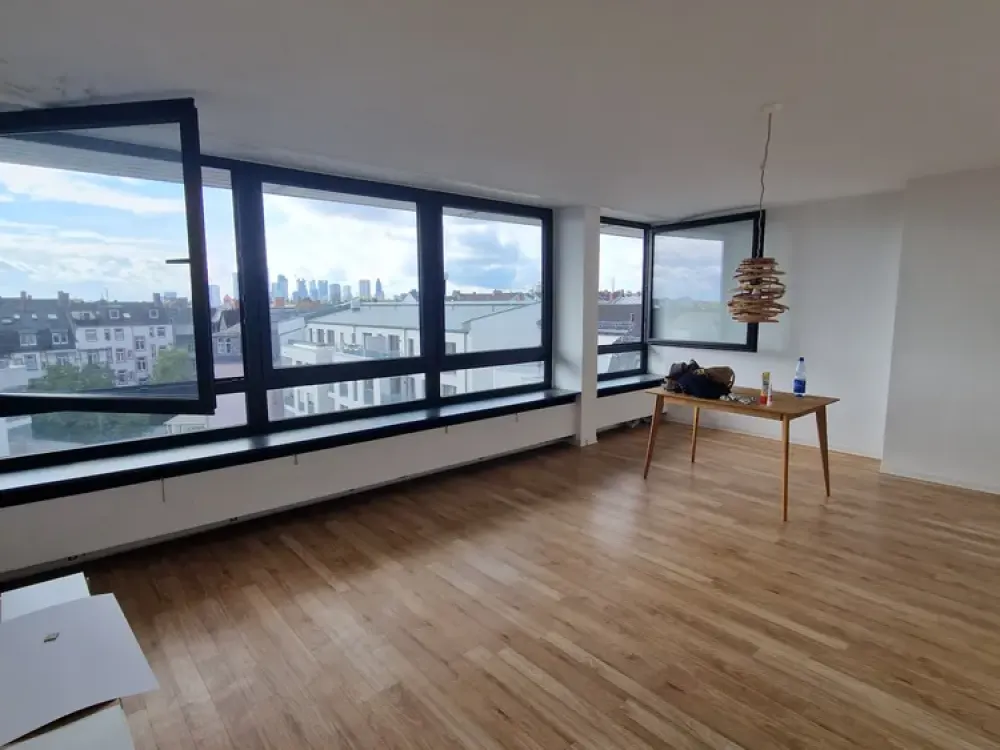 1 Jahr befristet: 2 Zi-Whg. mit Skylineblick in Bornheim Mitte