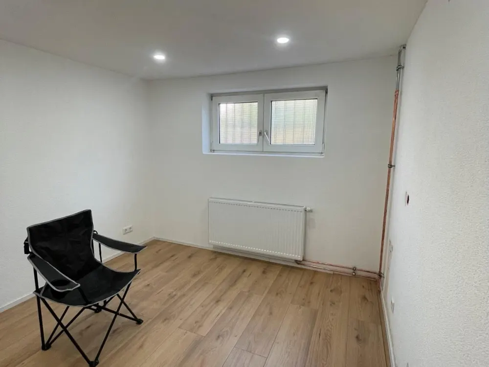Kernsanierte 1-Zimmer-Wohnung mit EBK in Neckarweihingen, 25 m²