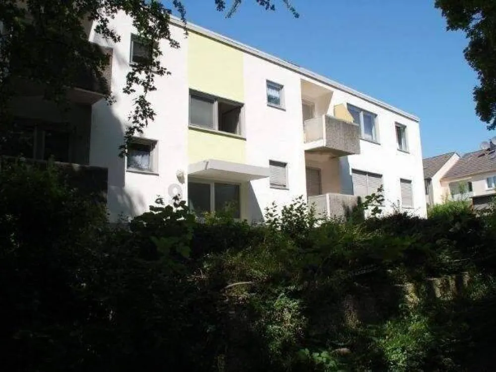 Ruhige 2-Zimmer Wohnung mit Balkon, Blick ins Grüne
