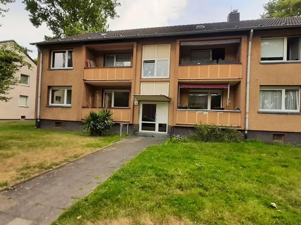 Bonifatiusstraße 14 - schöne 3 ZKB im EG