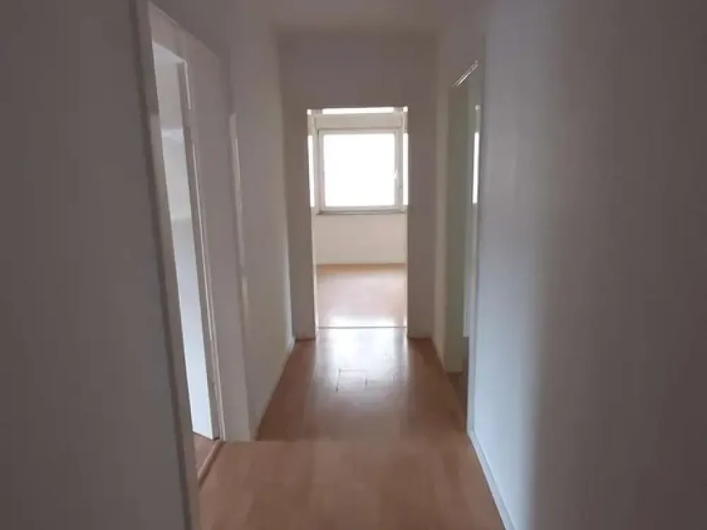 Bonifatiusstraße 14 - schöne 3 ZKB im EG