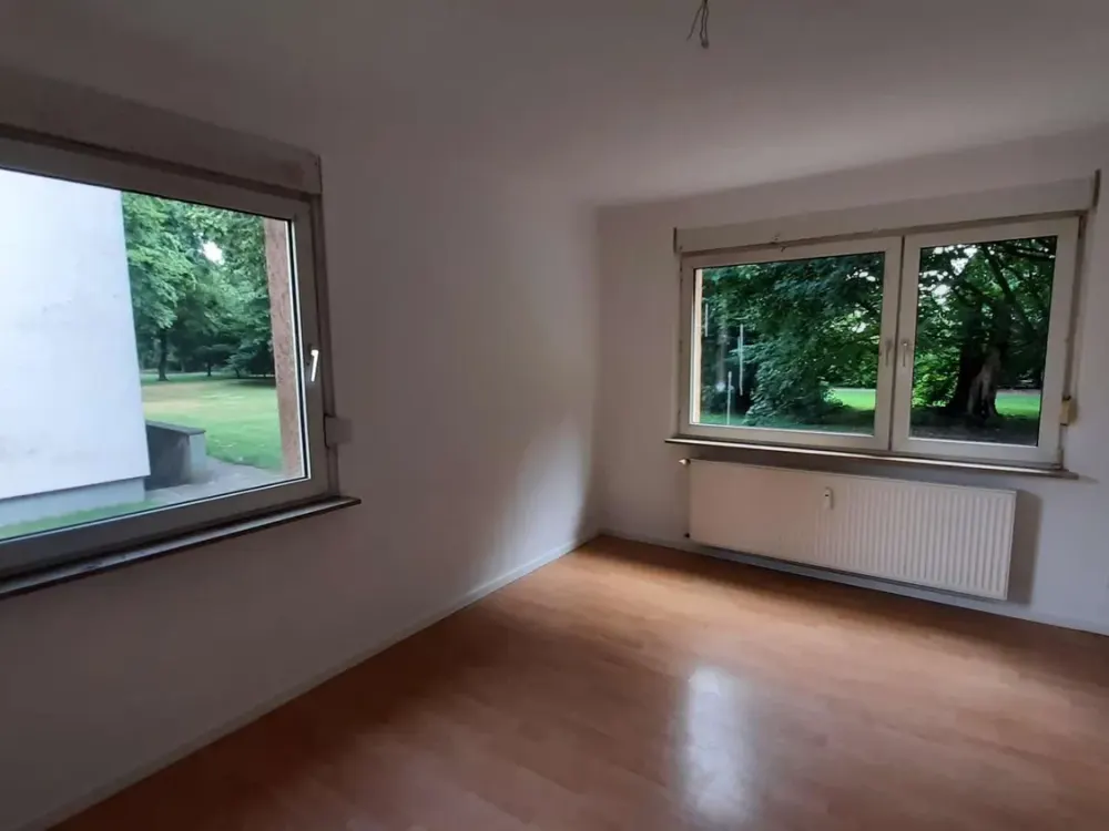 Bonifatiusstraße 14 - schöne 3 ZKB im EG