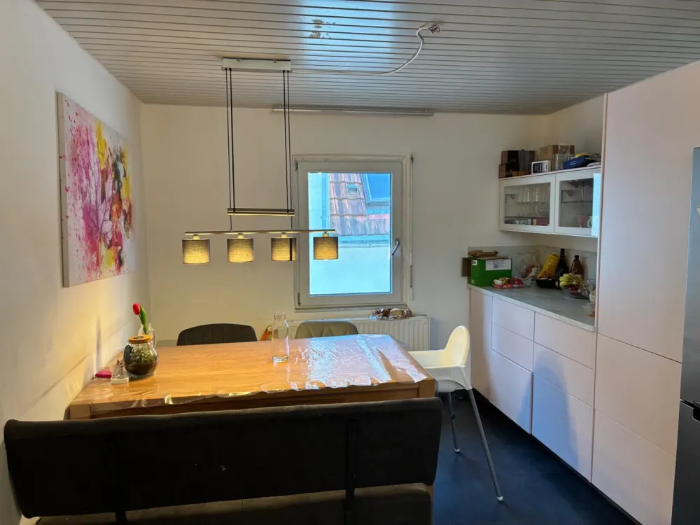4-Zimmer-Maisonette-Wohnung mit Gartenbereich und Scheune