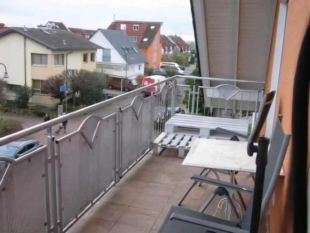Mietwohnung: 5 Zimmer - Dachgeschoss mit Balkon in Assenheim