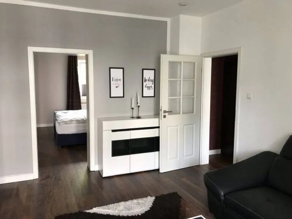 Whg55: furnished and close to the center in the green Reutershagen