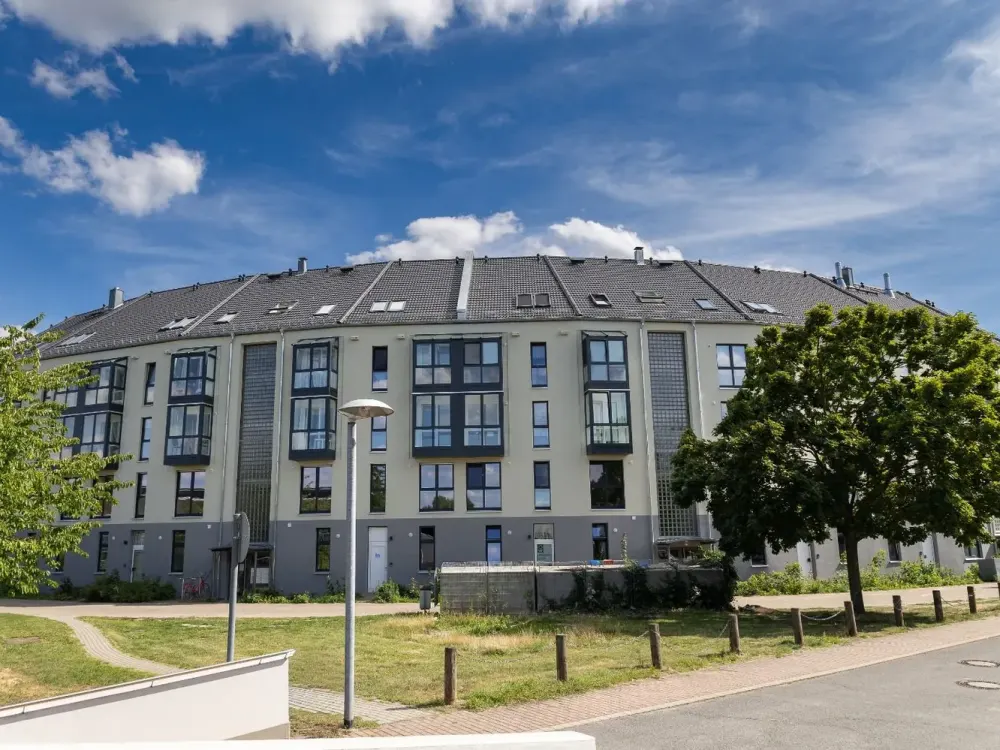 Wintergarten und Balkon in 3 Zimmern mit Aufzug in Blankenfelde-Mahlow