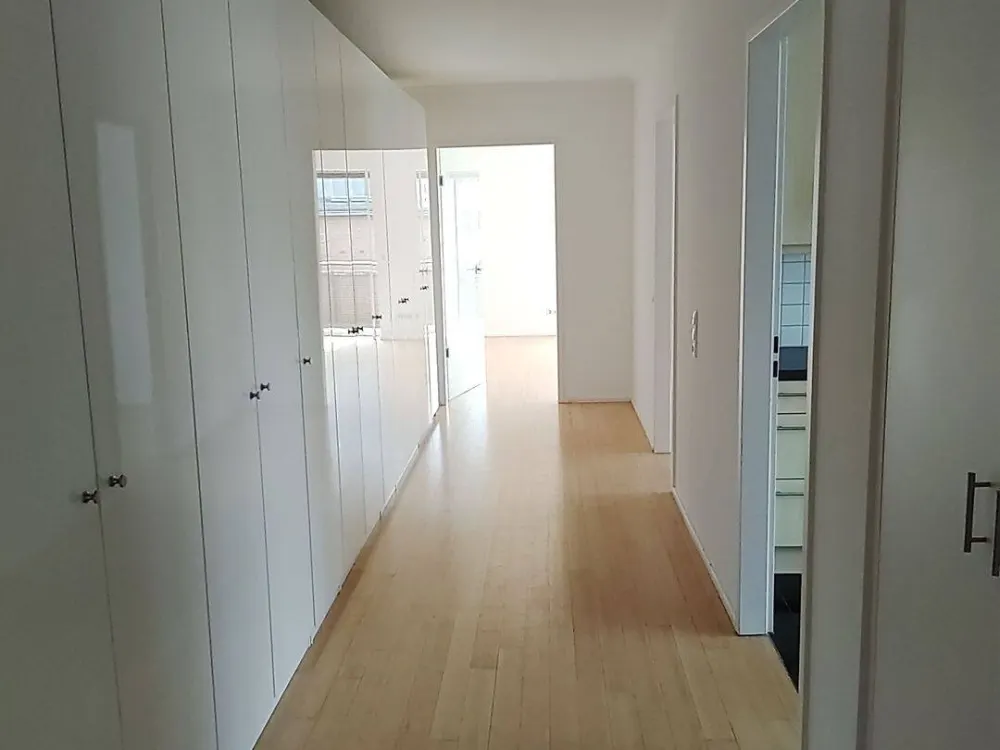 Attraktive 5 Zimmer Wohnung mit Top Ausstattung frei ab sofort