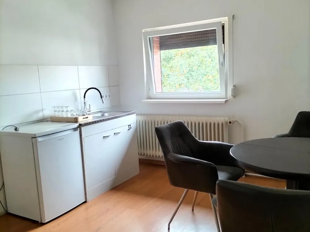 Schöne Zwei-Zimmer-Wohnung in Hannover Misburg (3 Zimmer möglich)