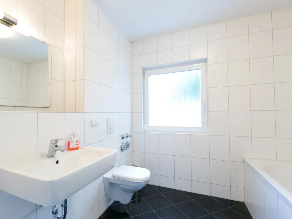 Einzimmerwohnung mit Garten und Terrasse