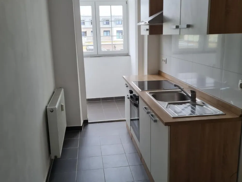 3 Zimmer mit Wintergarten in Neulindennau Leipzig West WG geignet