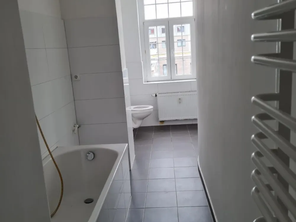3 Zimmer mit Wintergarten in Neulindennau Leipzig West WG geignet