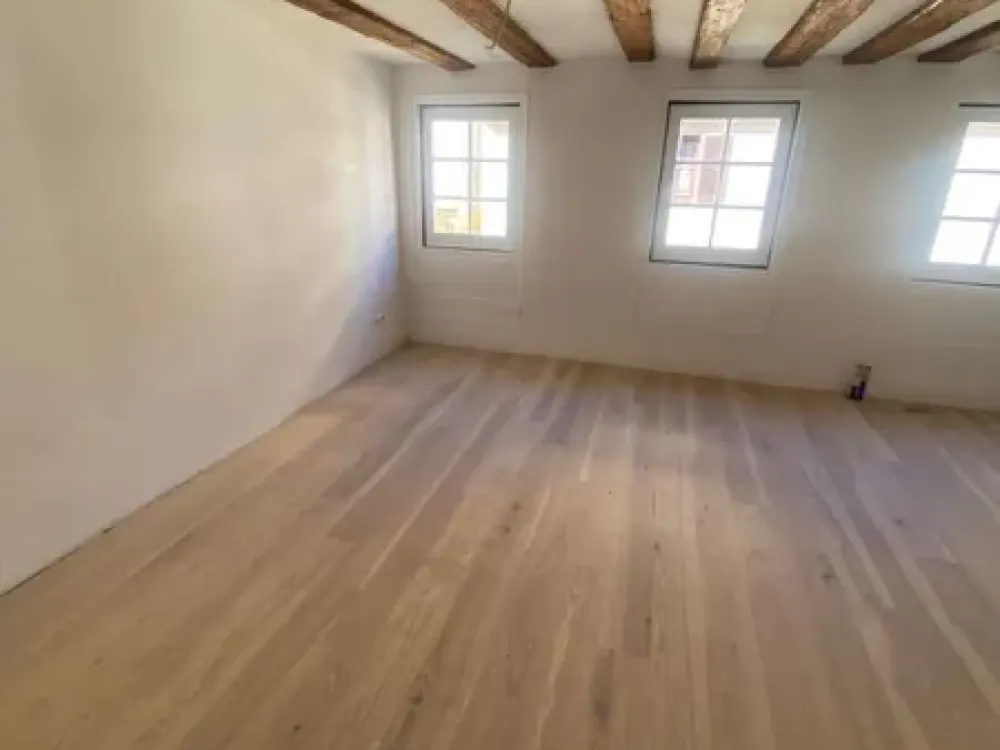 Direkt am Marktplatz, historische 4-Zimmer-Wohnung im Zentrum von Markgröningen