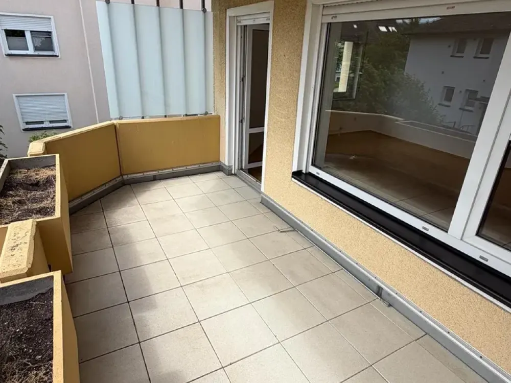 Wohnen mit Charakter, 92qm mit Echtholzboden und Balkon