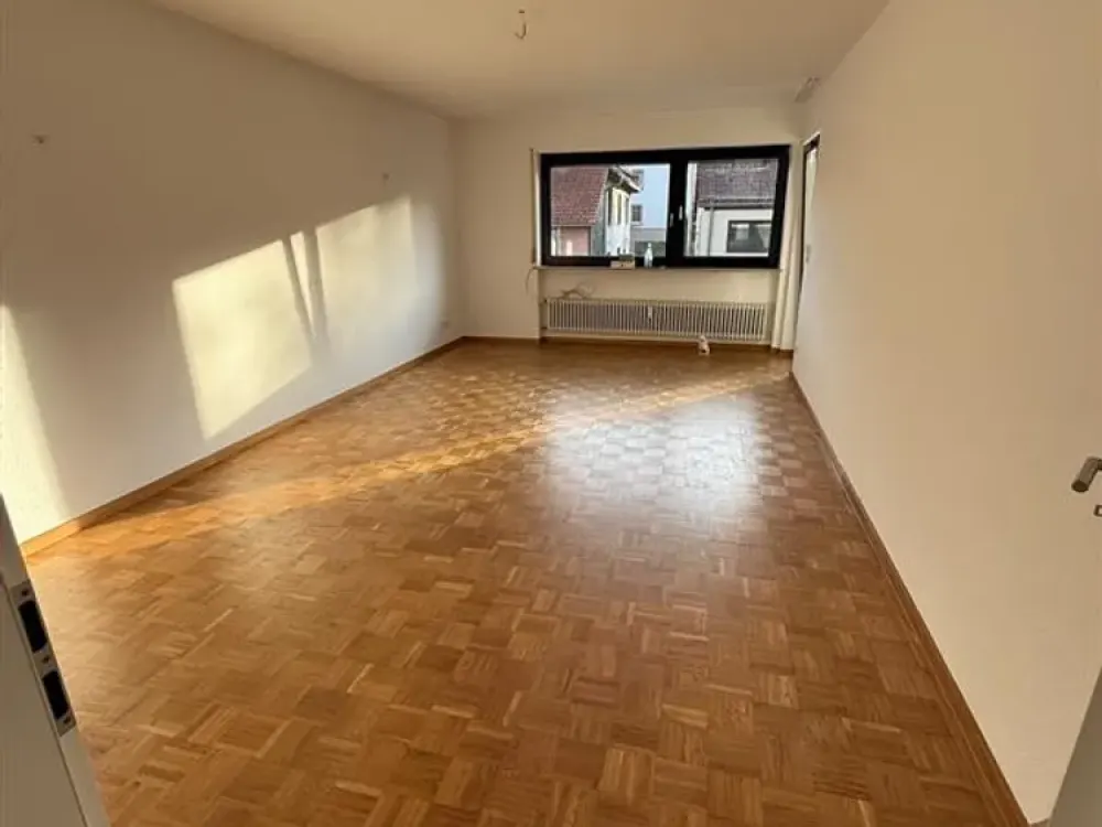 Stilvolle 3-Zimmer-Wohnung mit Balkon in Frankfurt am Main