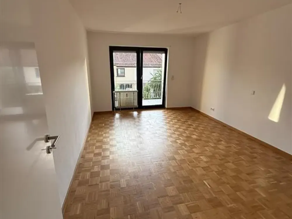 Stilvolle 3-Zimmer-Wohnung mit Balkon in Frankfurt am Main