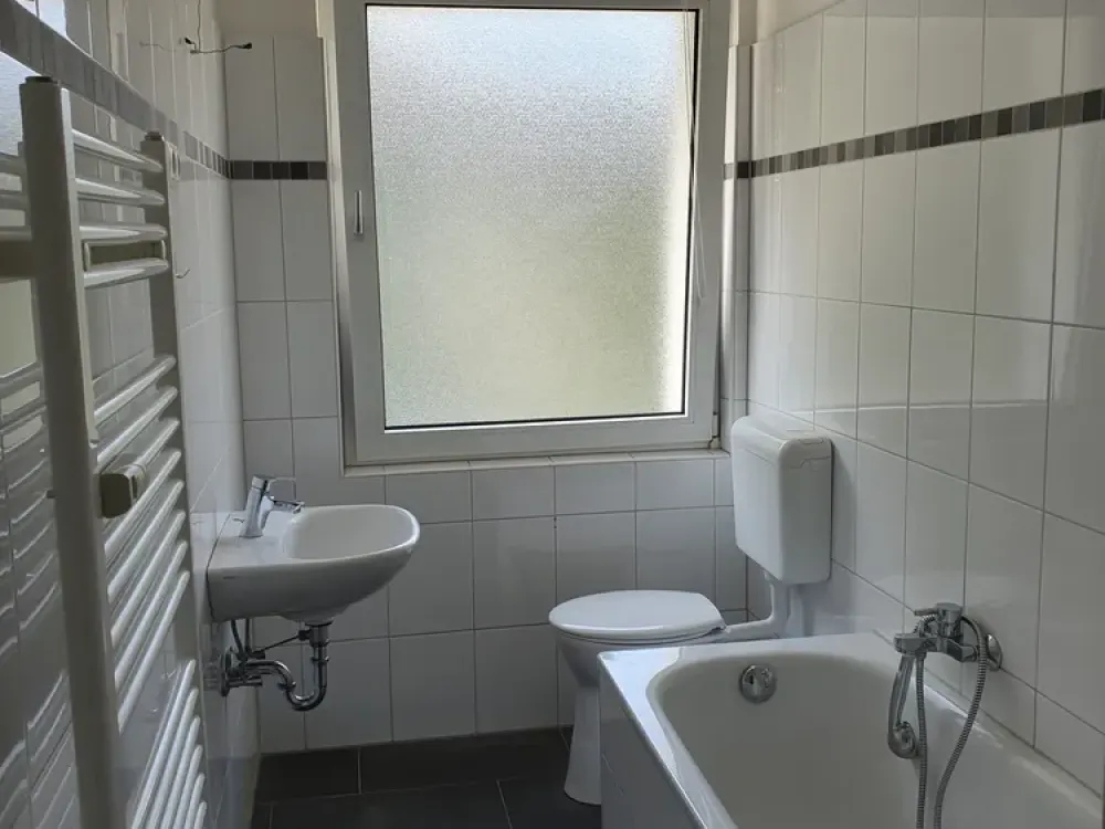 Schöne Wohnung sucht Mieter: zentrale 3-Zimmer-Wohnung