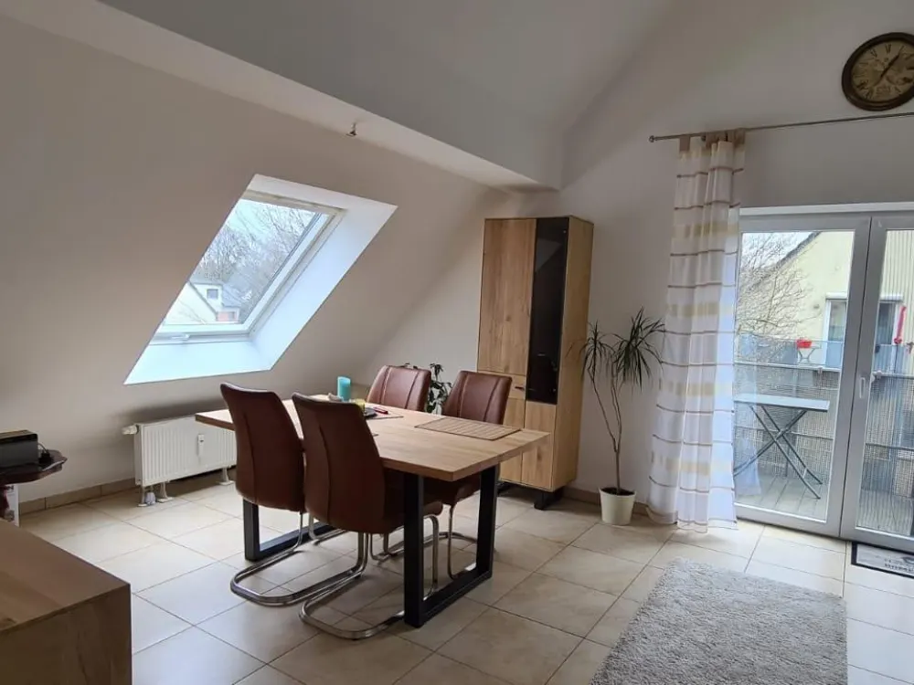 2-Zi.-Dachgeschosswohnung, Südostbalkon, 62 m², Hürth-Berrenrath