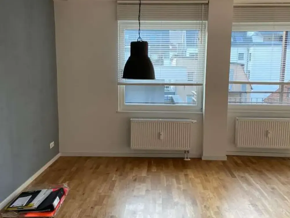 Helle 3-Zimmer-Wohnung mit Balkon in zentraler Lage von Stuttgart-Süd