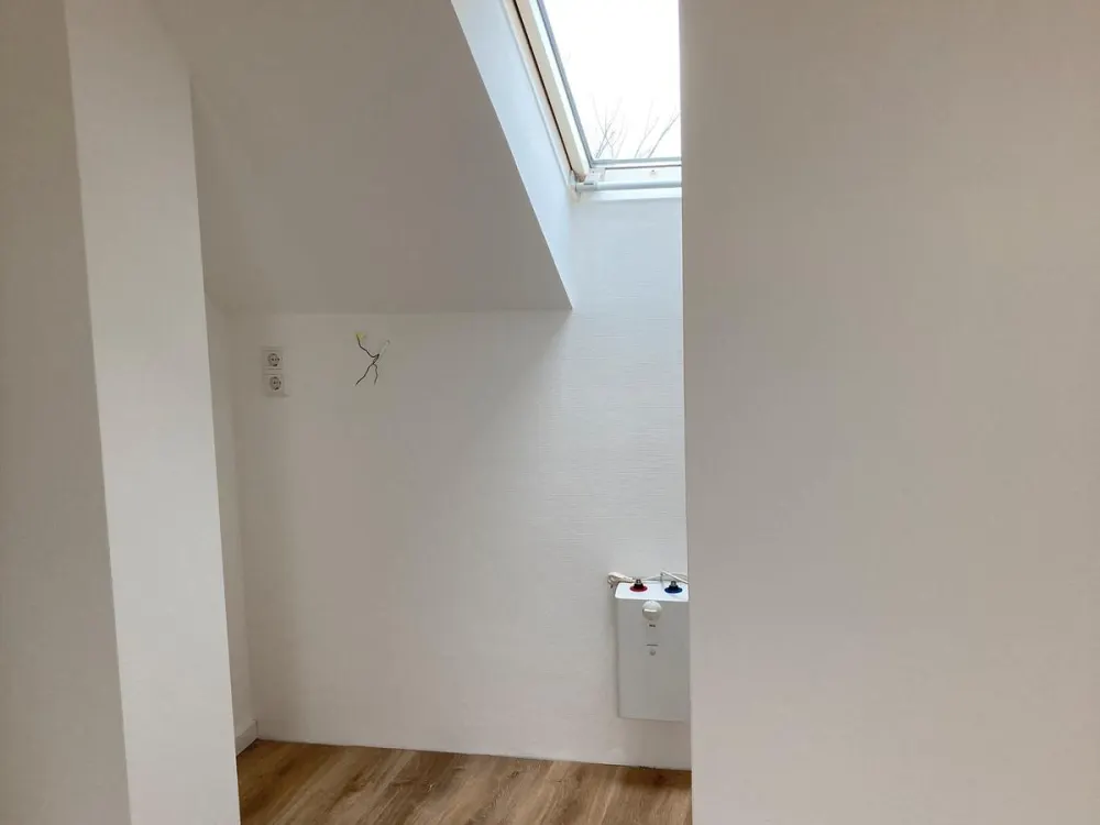 Lichtdurchflutete 1-Zimmer-Dachgeschosswohnung