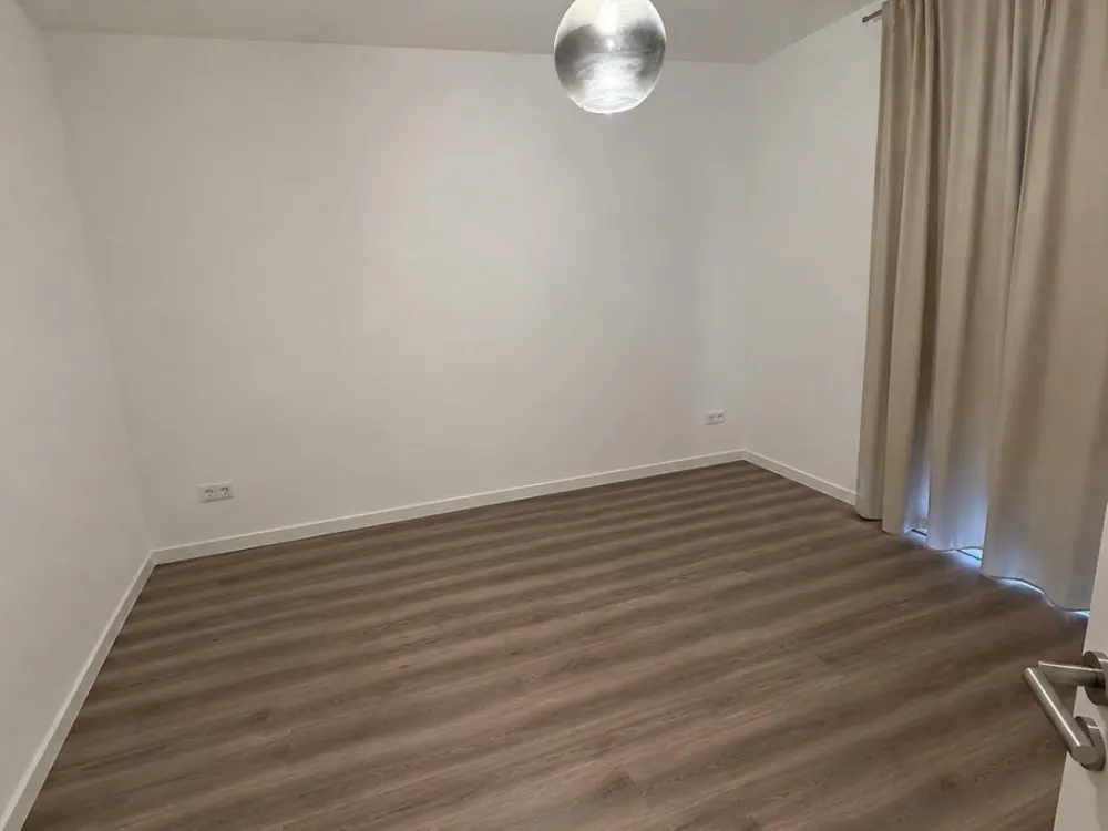 Moderne 3-Zimmer Erdgeschosswohnung mit Einbauküche