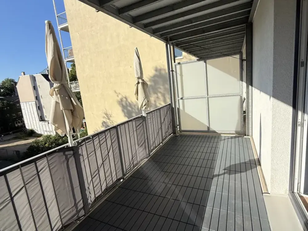 **Befristet auf 3 Jahre** -Alsternah & großzügig: Helle 3-Zimmer-Wohnung mit ruhigem Hofbalkon