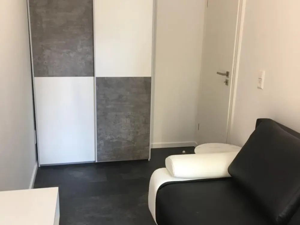 Dein neues WG-Zuhause: Großes Zimmer 18 m² + kleines 8 m² Zimmer