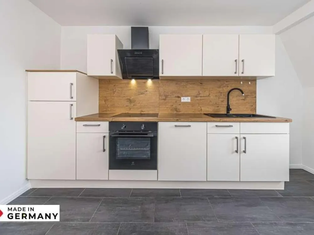 2-Zimmer-Wohnung inkl. Einbauküche aktuell in Renovierung!