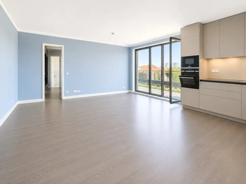 Wilmersdorf: Brandenburgische Str - LUXUS 2-Zi-DG - 80 m² + RIESEN TERRASSE + 2 Bäder - ab 01.09.26