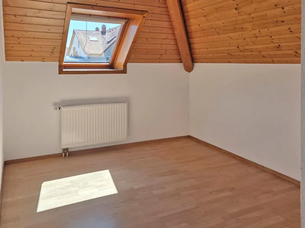 Schöne 4,5-Zimmer-Maisonette-Wohnung mit großem Balkon