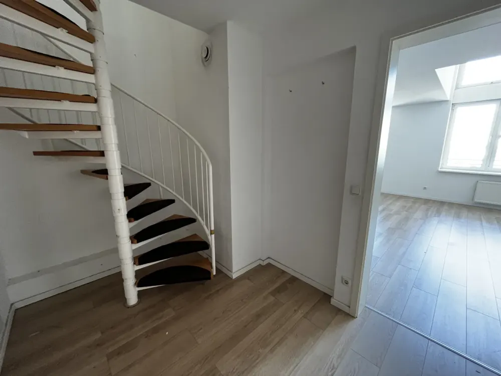 Geräumige 3-Zimmer-Maisonette-Wohnung in Potsdam - Helle Räume und stilvolles Design