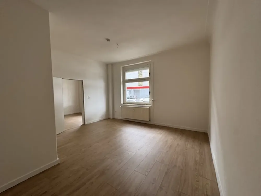MODERNIZED 3-ROOM APARTMENT IN DÜSSELDORF BILK