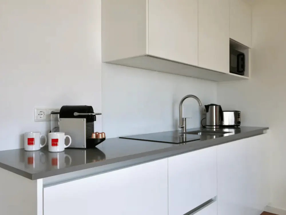 40 m² großes Studio-Apartment mit großem, sonnigem Balkon