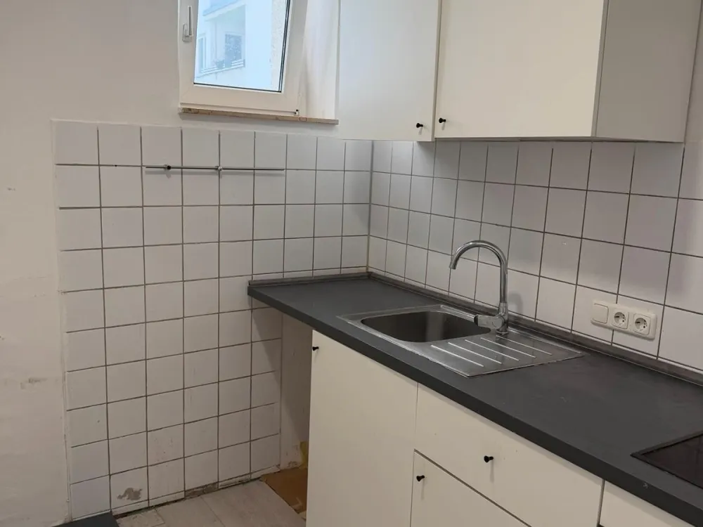 Köln Zollstock 67 m2. Drei Zimmer Wohnung zu vermieten