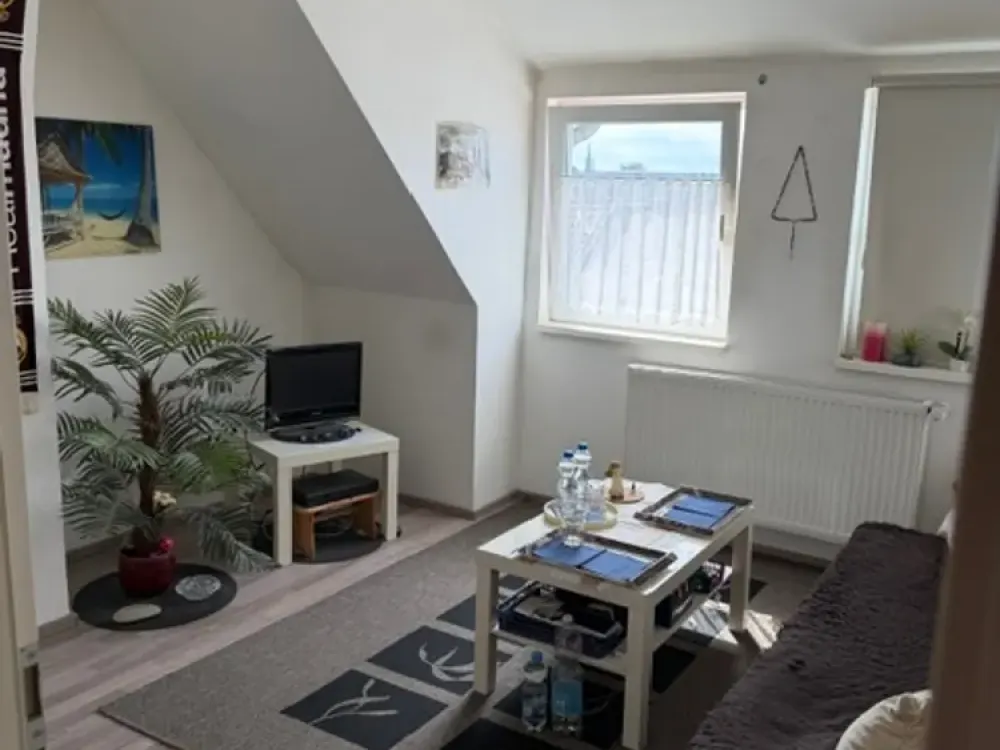 Bremen-Findorff: Bright 3-Room Apartment on Admiralstraße