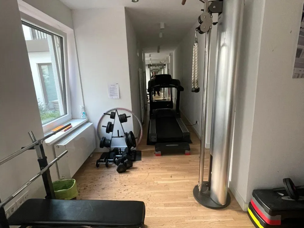 Moderne vollmöbillierte 2-Zimmer Wohnung, Loggia, Concierge-Service, Fitnessbereich im Guardian Berlin